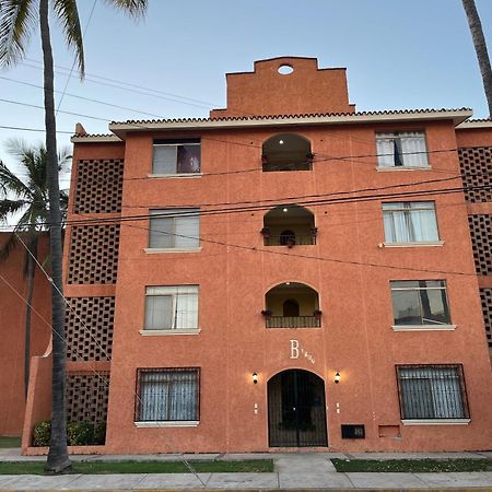 Zona Dorada: Amplio Departamento Para 12 Mazatlán Εξωτερικό φωτογραφία